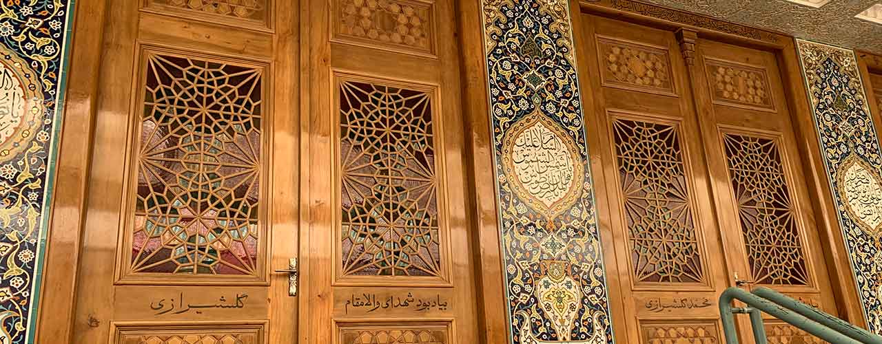 درب چوبی مسجد