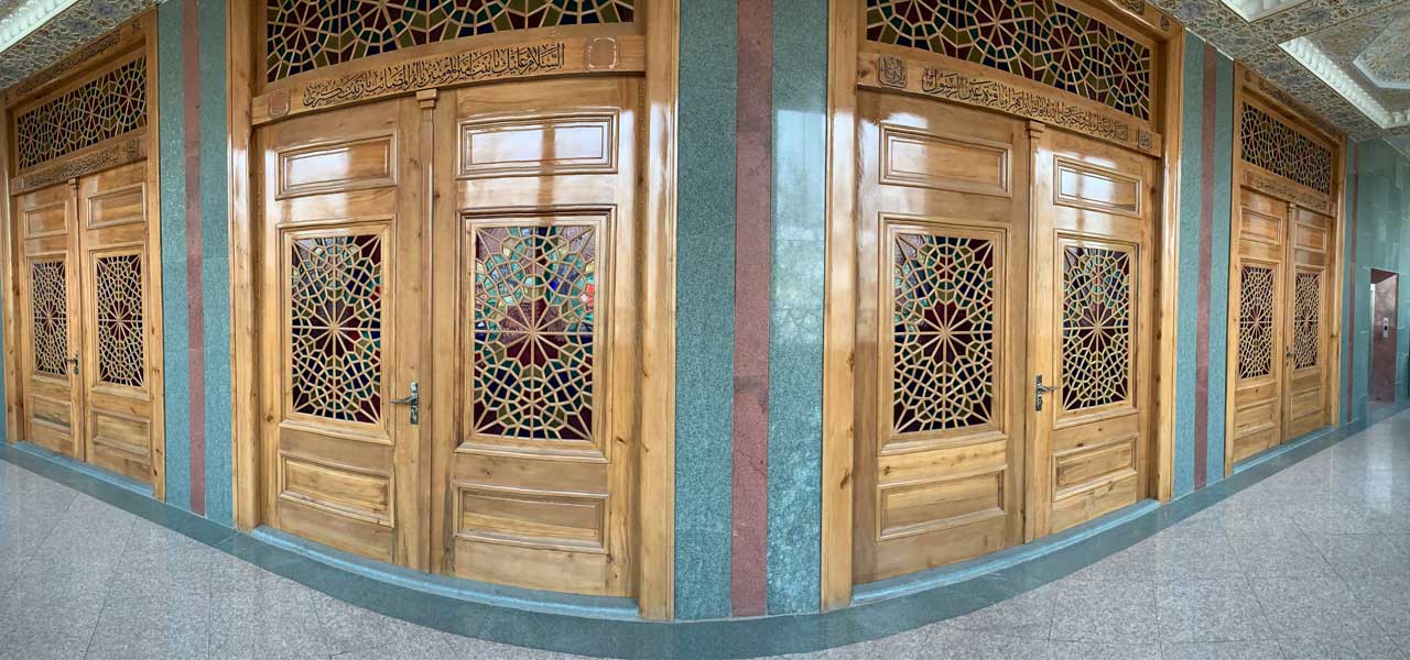 درب مسجد چوبی
