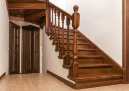 مزایای استفاده از پله های چوبی در ساختمان
